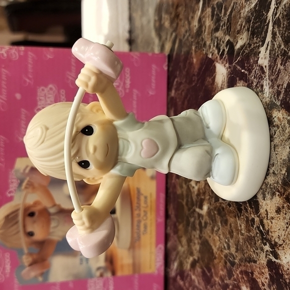 Precious moment, "Nothing Is Stronger Than Our Love" - Picture 6 of 10